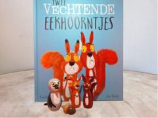 Twee-vechtende-eekhoorntjes.png Twee-vechtende-eekhoorntjes.png